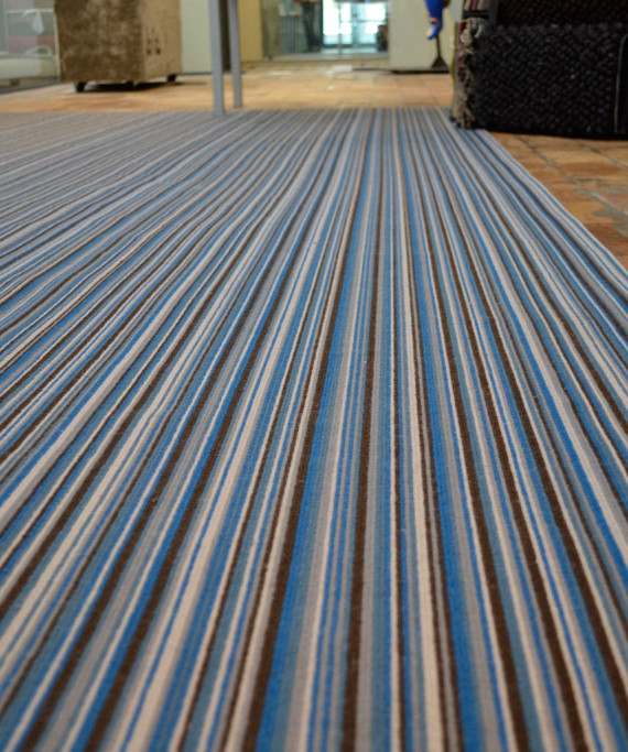 Pixel-Gessato-blue-interior